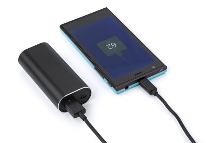 Powerbank mit zwei Wireless Kopfhörern Letitia