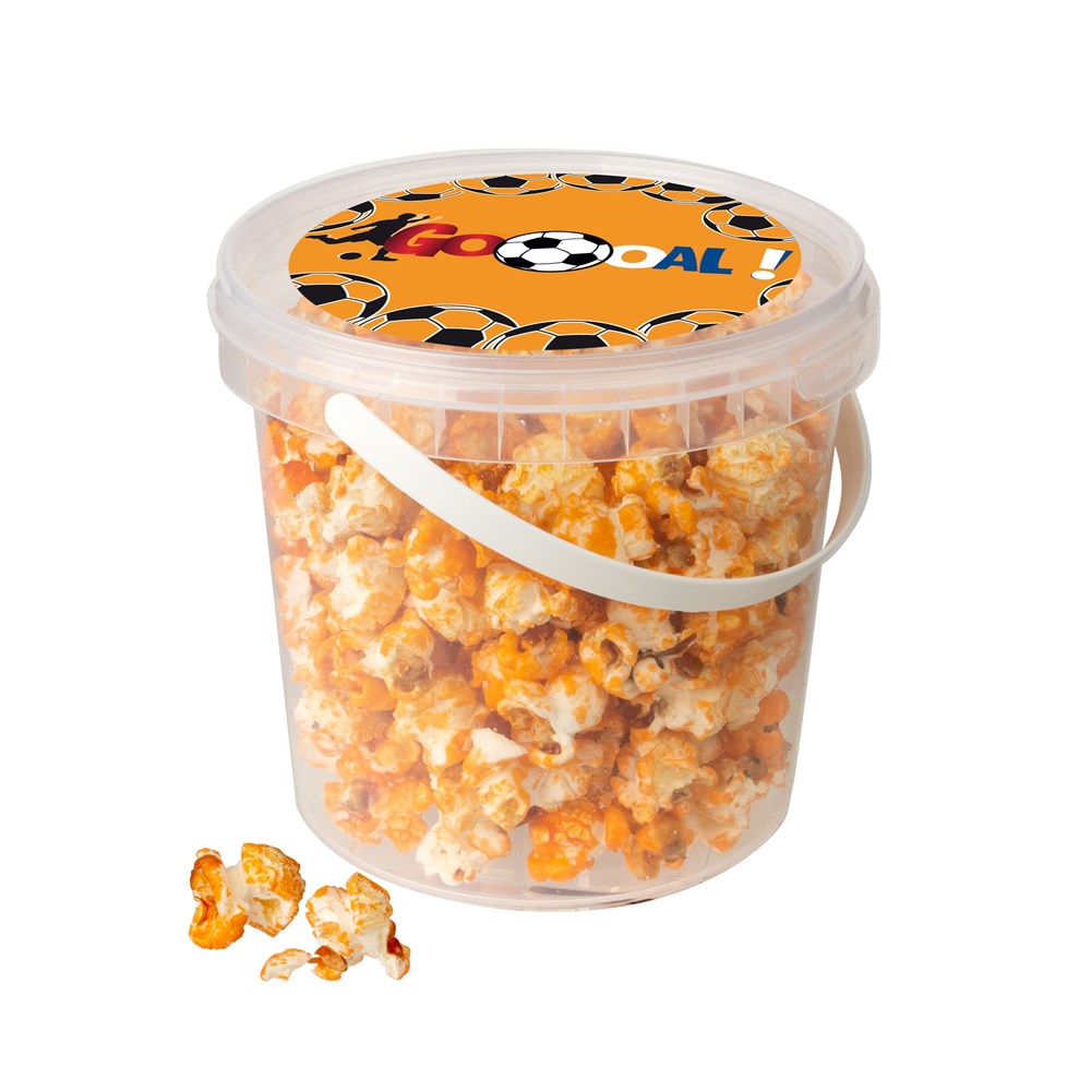 Eimer mit Orangefarbenem Popcorn