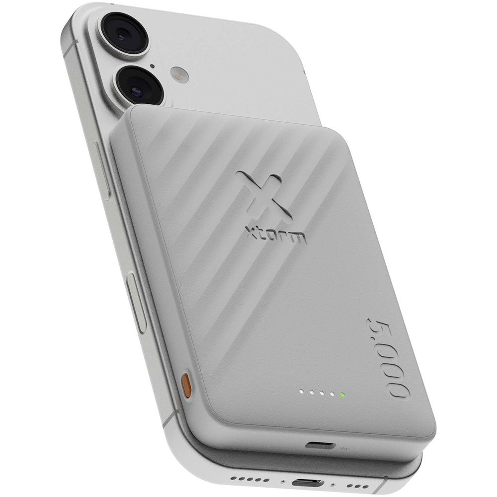 Xtorm Go2 15 W, 5000 mAh kabellose Powerbank - weiss